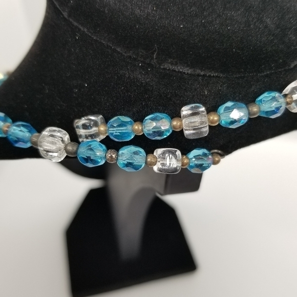 blue and clear beaded choker with sterling silver cross charm - Picture 2 of 4